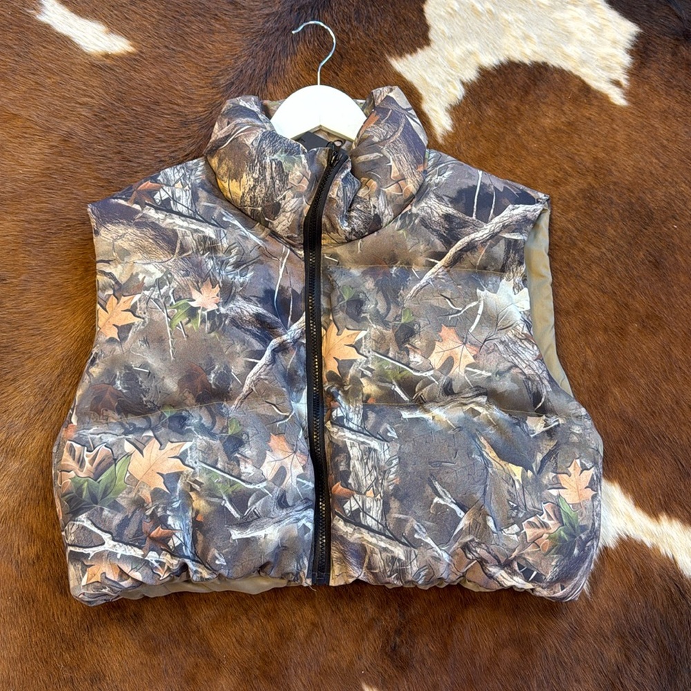 New camo puffer vest